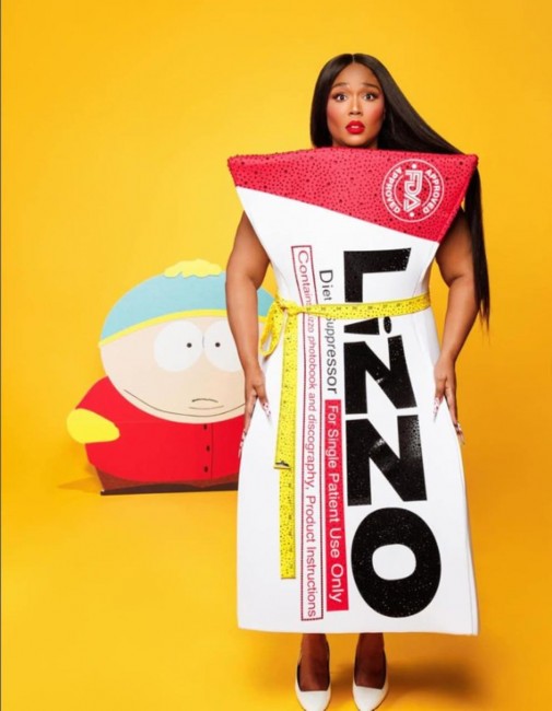 Lizzo в образе упаковки «Оземпика»