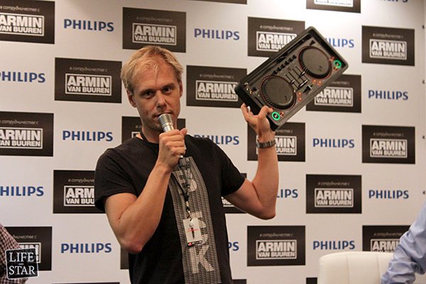 Armin van Buuren