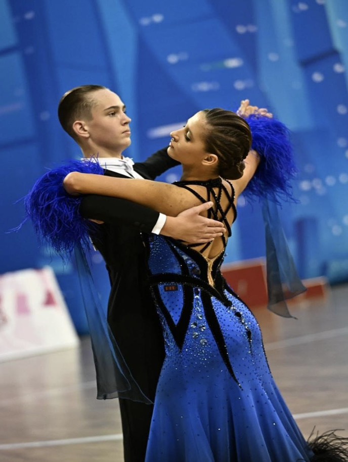 От закрытых показов к открытым сердцам: репортаж с Болотной площади