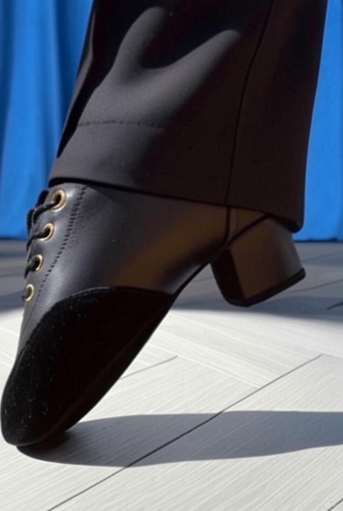 От закрытых показов к открытым сердцам: репортаж с Болотной площади