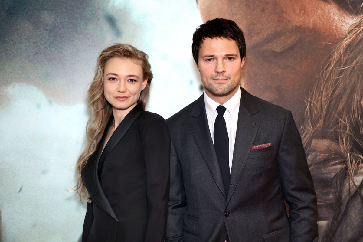 Данила Козловский тайно женился на Оксане Акиньшиной