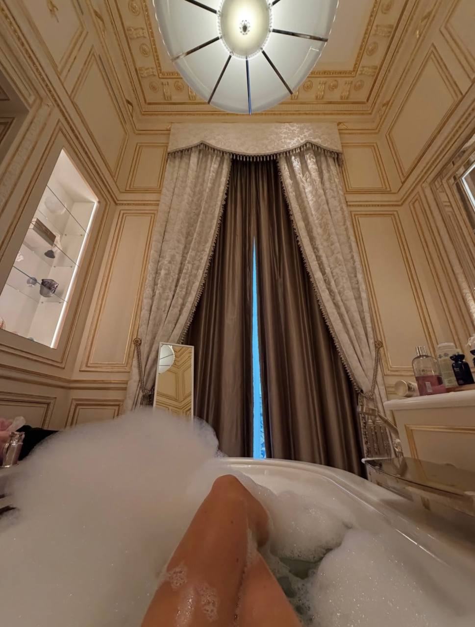 Кристина Агилера обнаженная