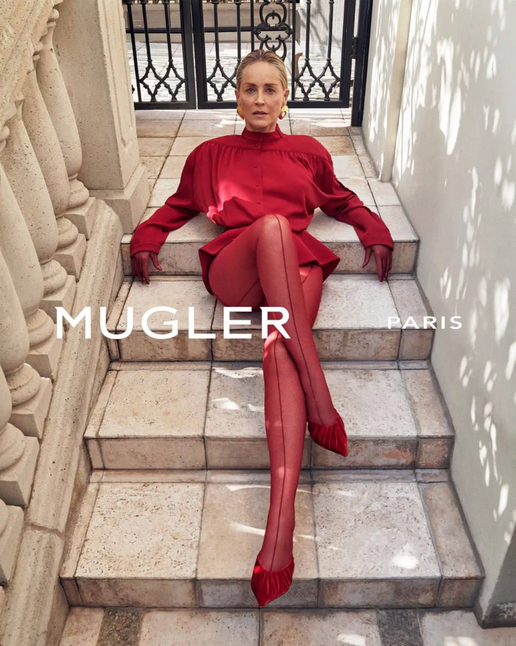 Шэрон Стоун в рекламе Mugler