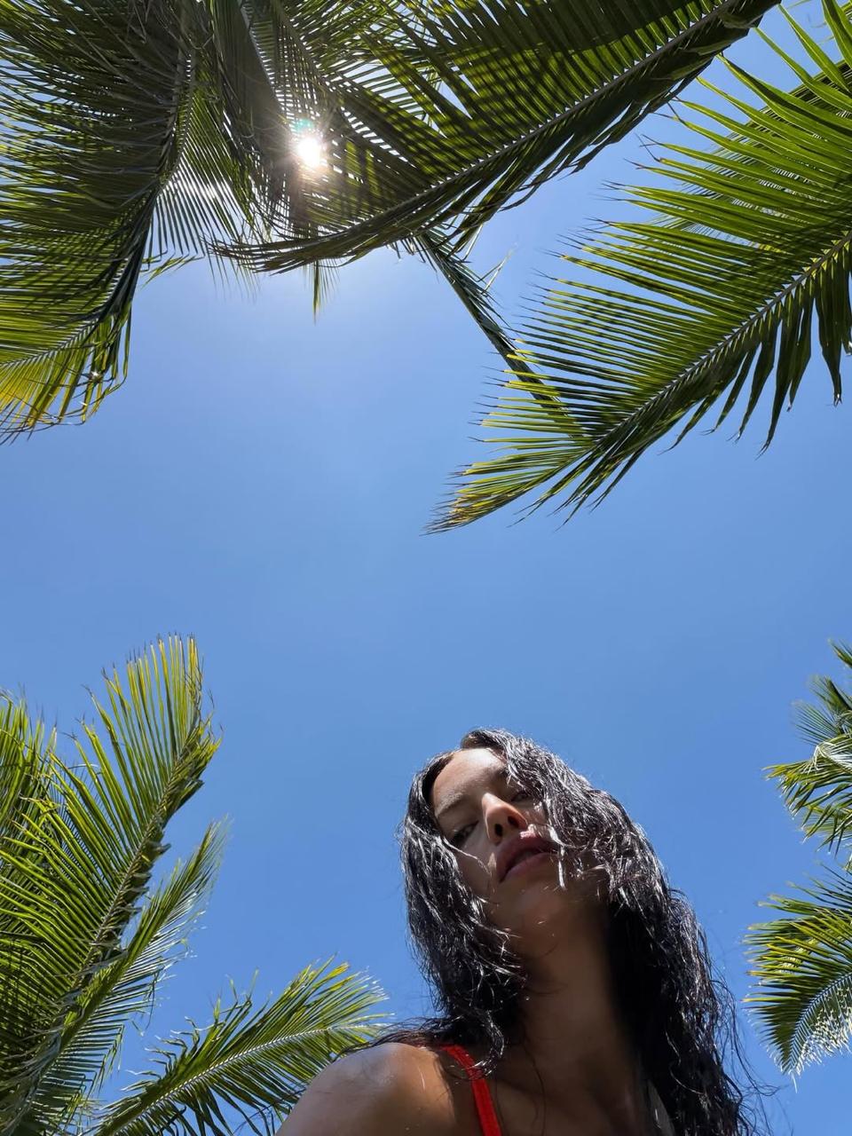 Ирина Шейк  в купальнике на отдыхе