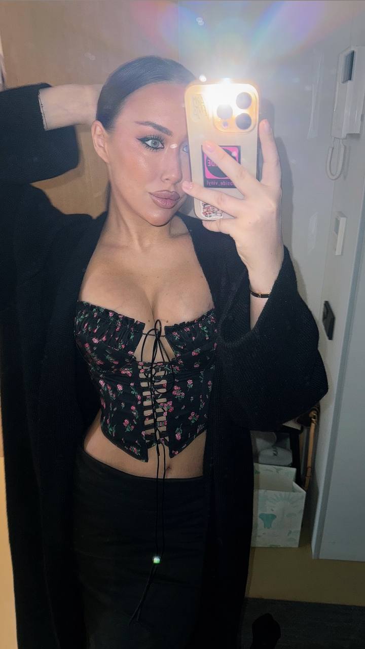 Таисия внучка Александра Маслякова декольте грудь